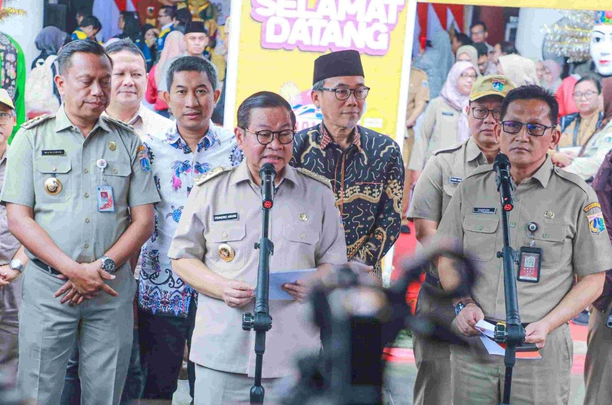Gubernur Pramono Buka Job Fest, Menyediakan Ribuan Lowongan Kerna